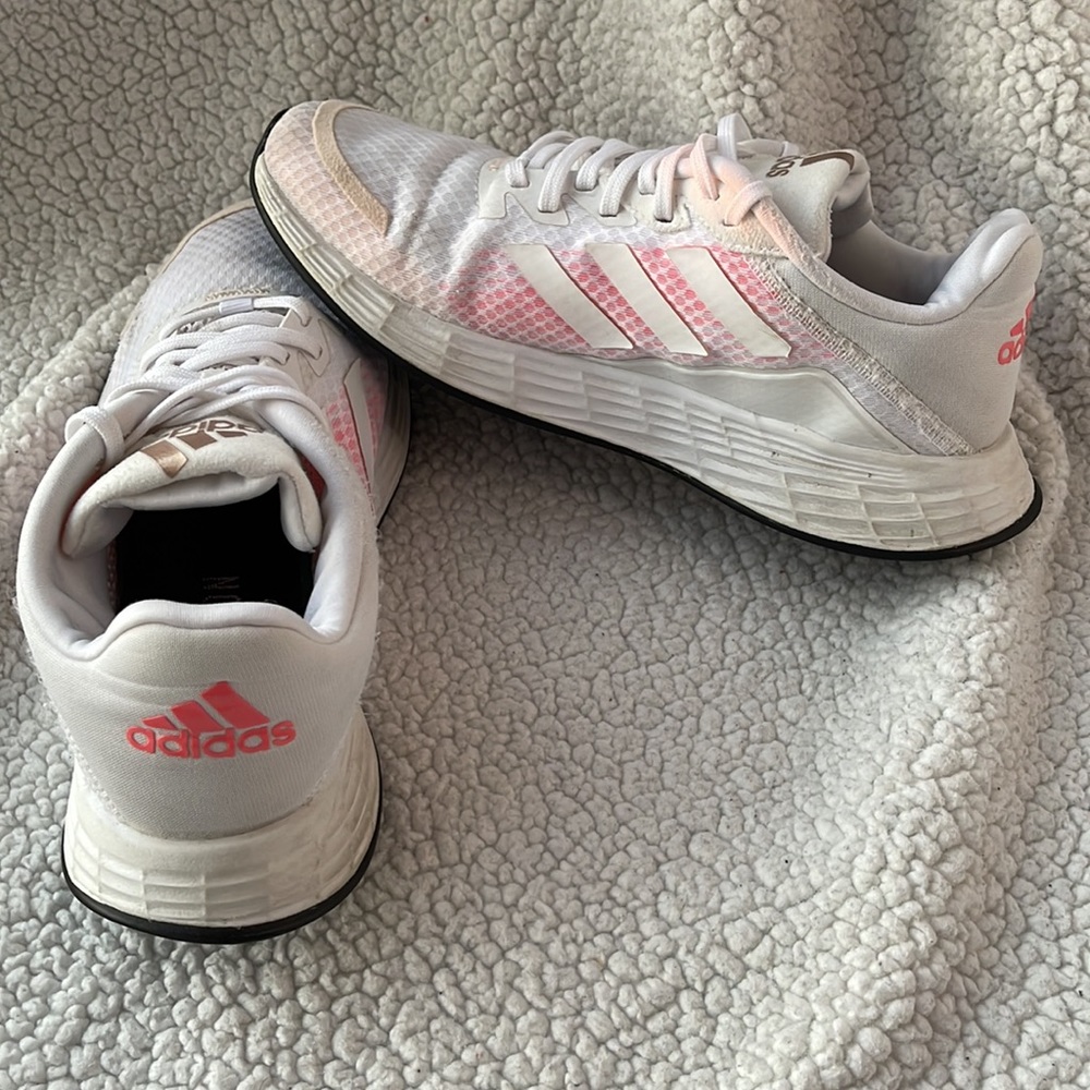 Adidas Women's running shoes. Size: 7.5